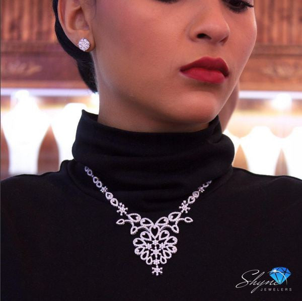 14k White Gold 10.34ct Diamond Necklace