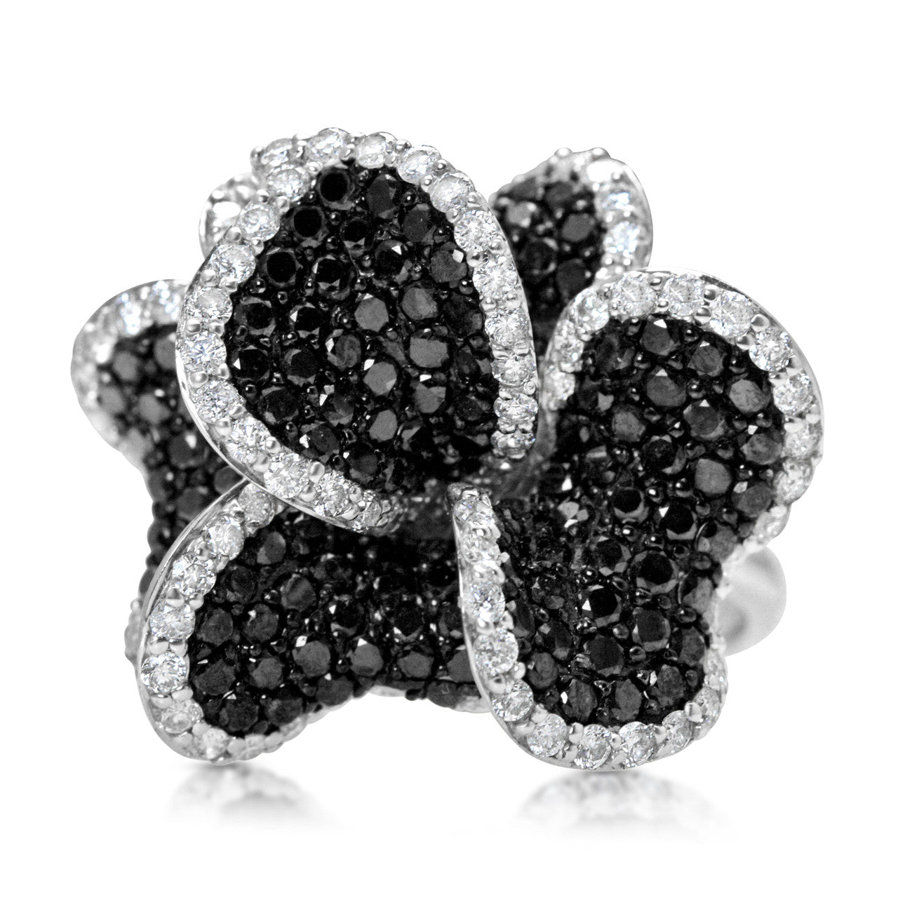 18k White Gold 5.30ct Black Diamond Flower Ring
