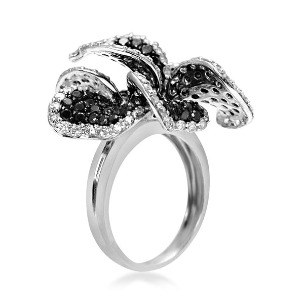 18k White Gold 5.30ct Black Diamond Flower Ring