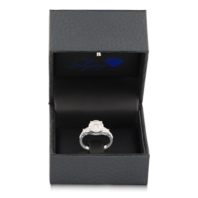 18 karat White Gold Fancy Multi-Shape Diamond Engagement Ring